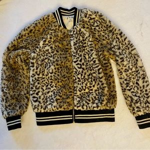 Girls “Art Class” leopard print jacket sz M